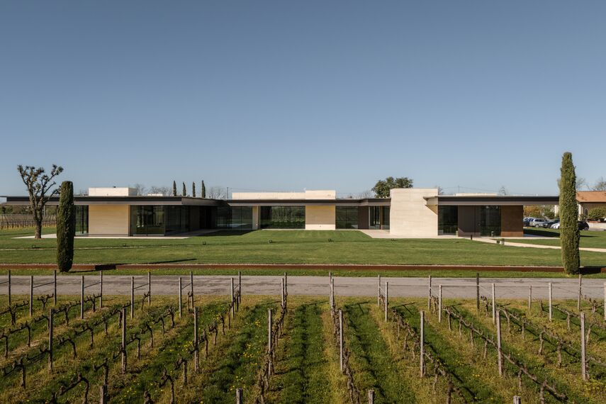 HiFinity Sliding & Folding and ConceptPatio 155 Sliding & Folding - Cantine Vie di Romans located in Gorizia, Italy