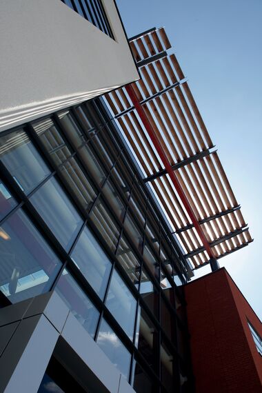 ConceptWall 50 Façades - West Herts College located in West Herts, United Kingdom