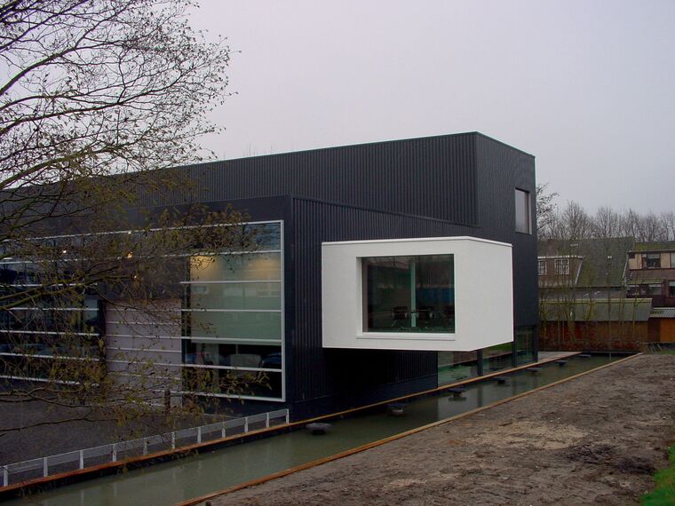 ConceptWall 50 Façades - Warehouse Roos & Ros located in Oud-Beijerland, The Netherlands