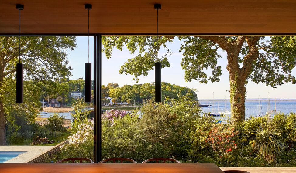 HiFinity Sliding & Folding - House Island Rest located in Isle of Wight, United Kingdom