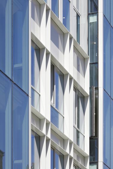 ConceptWall 60 Façades, ConceptWall 86 Façades and TS 68-HV Windows - Belles Feuilles located in Paris, France