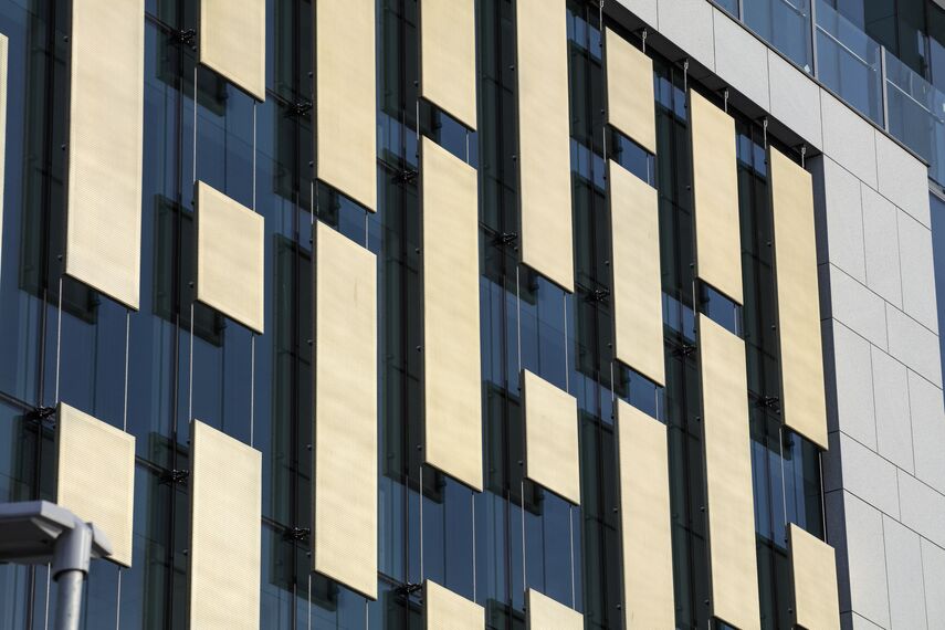 ConceptWall 50 Façades and ConceptSystem 77 Doors - Office building The Reflector located in Dublin, Ireland