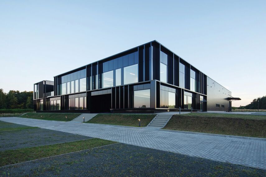 ConceptSystem 59Pa Windows, ConceptPatio 155 Sliding & Folding and CW 50-HI Façades - Office building Pivexin Technology Headquarter located in Babice, Poland