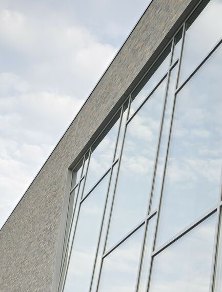 BriseSoleil 100 Solar Shading, CS 104 (c) Cancelled Systems and CW 50-HI Façades - Office building Det Faglige Hus located inDenmark