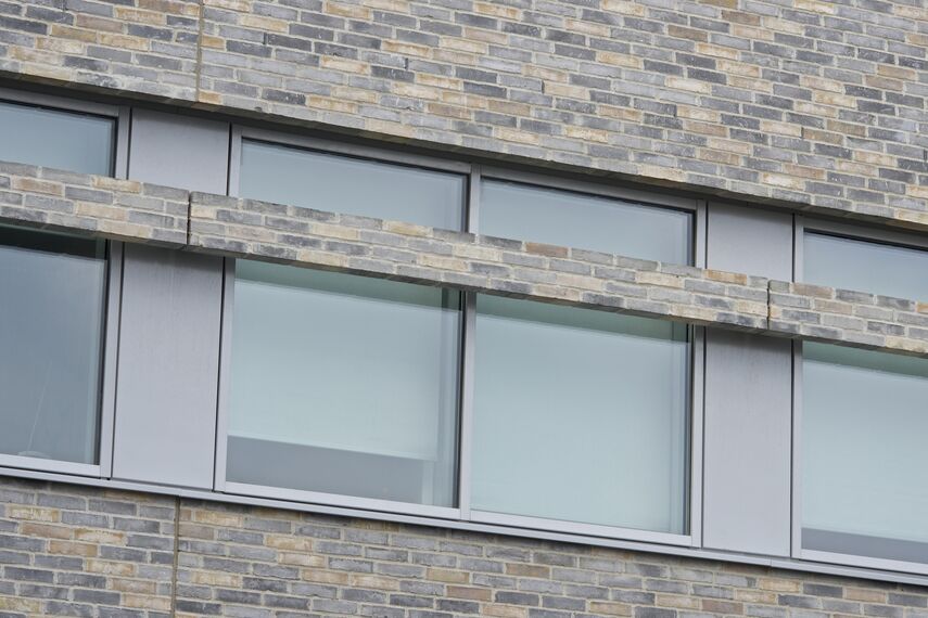 BriseSoleil 100 Solar Shading, CS 104 (c) Cancelled Systems and CW 50-HI Façades - Office building Det Faglige Hus located inDenmark