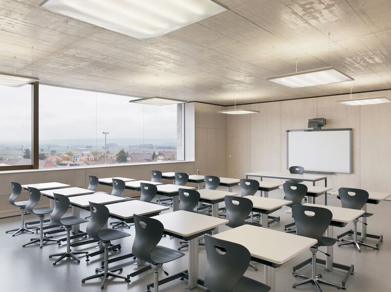 ConceptPatio 155 Sliding & Folding and CW 50-HI Façades - School extension Kerzers located inSwitzerland