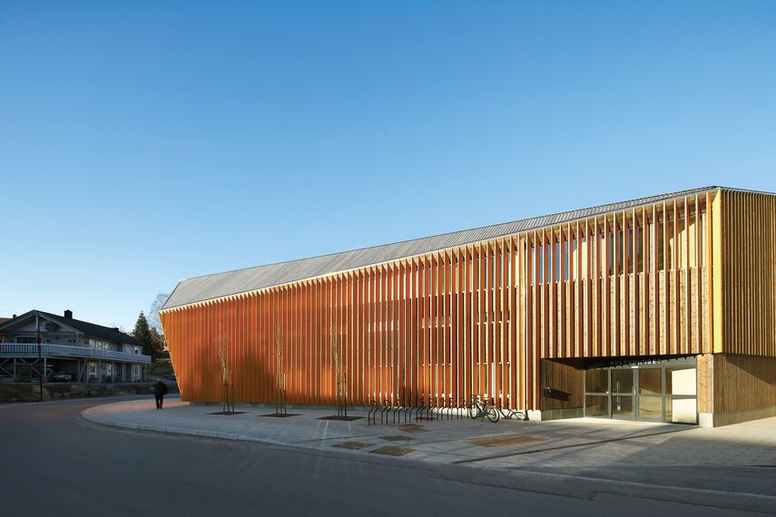 CW 50-HI Façades and CS 59Pa Automatic Door Doors - Library Vennesla Library located inNorway