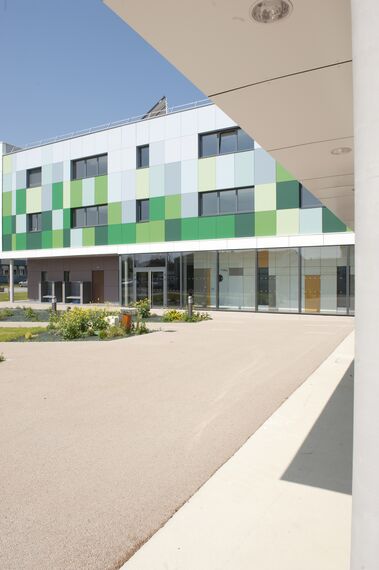 ConceptDoor 50 Doors, BriseSoleil 100 Solar Shading and XS 50 Windows - Boarding school Lycée Agricole LAVAL (boarding school) located inFrance