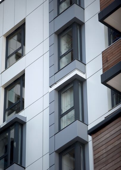 ConceptPatio 130 Sliding & Folding - Greenwich Peninsula located in Greenwich, United Kingdom