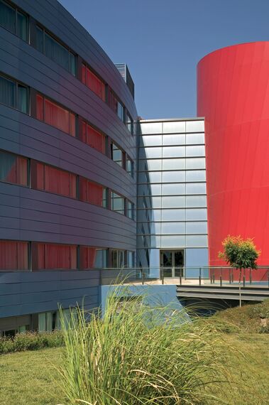 ConceptWall 50 Façades - Hotel/Holiday complex Renaissance Hotel located in Barcelona, Spain