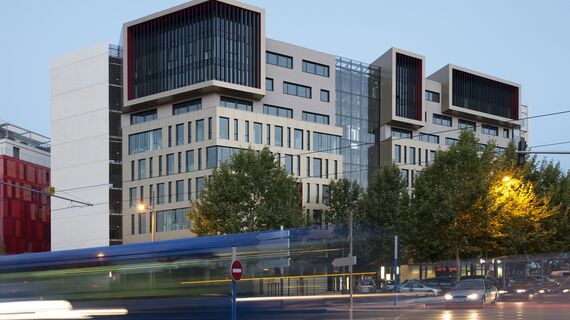 ConceptDoor 50 Doors, ThermoSystem 57 Windows and CW 50-SG Façades - Oz'One located in Montpellier, France